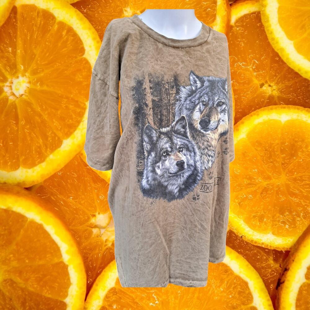 Single Stitch Prairie Mountain Men's Wolf Printed Front Cotton Size Large